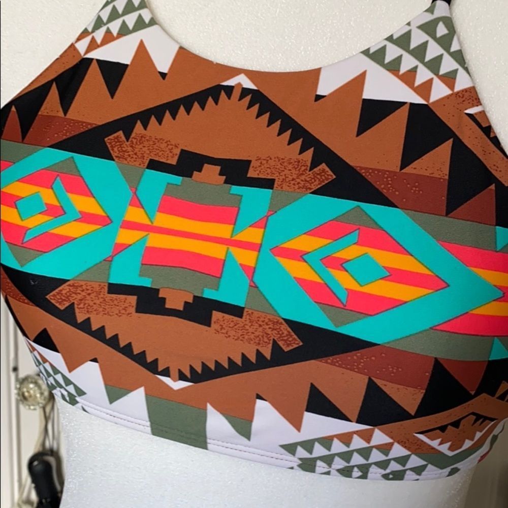 👻Aztec Pattern Halter Bikini Top - Picture 2 of 3